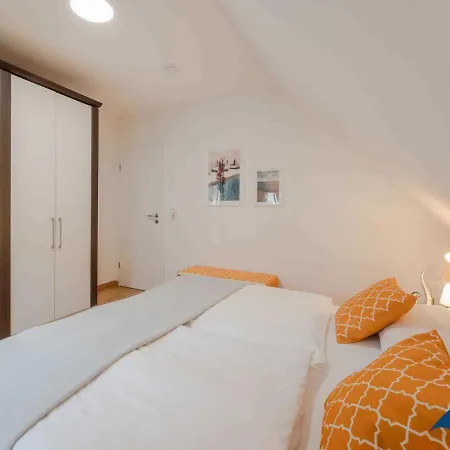 Fraeulein Loddin Whg_ Ole